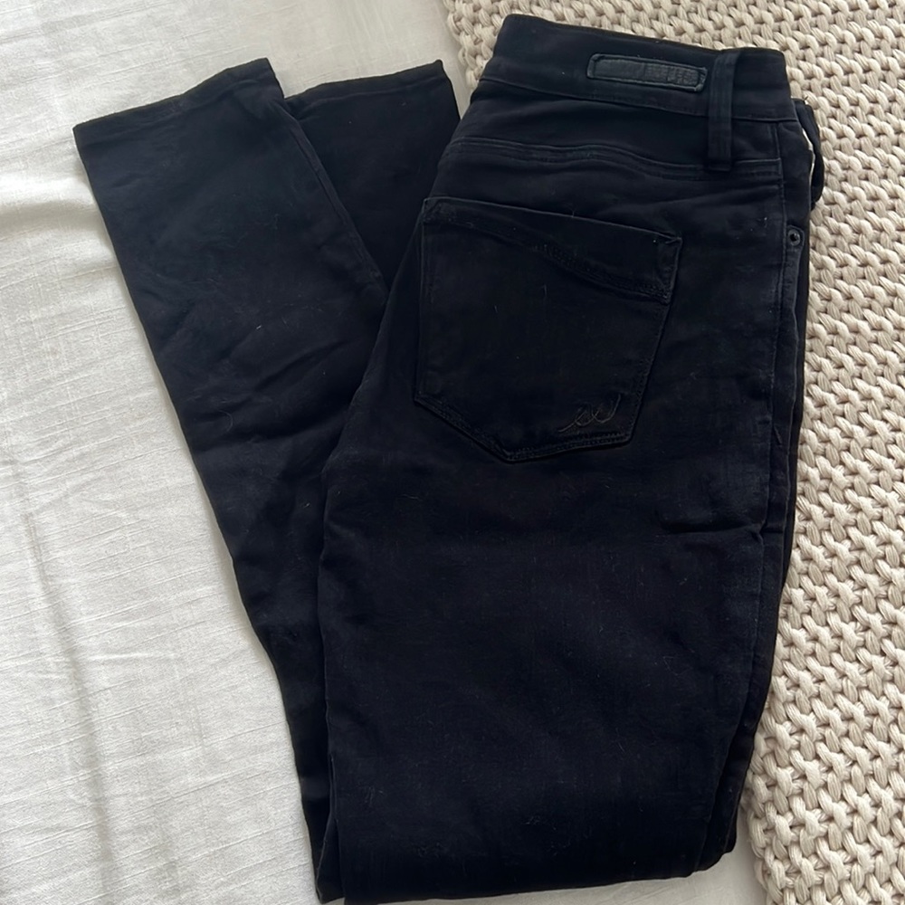Express black mid rise legging jean